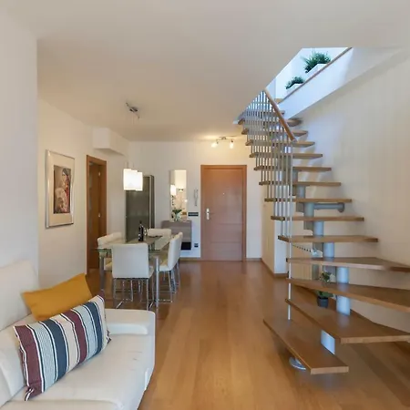 公寓 Lets Holidays Duplex Penthouse In Tossa